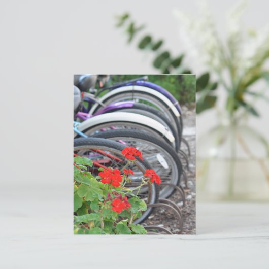 Geraniums en fietsen briefkaart (Staand voorkant)