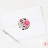 Gerberas en Chrysanthemums Ronde Sticker (Envelop)