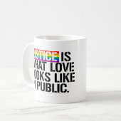Gerechtigheid is hoe liefde eruit ziet in het open koffiemok (Voorkant links)