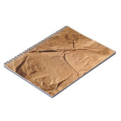 Gerecycleerd verpakkingspapier. Textuur. Notitieboek (Linkerzijde)