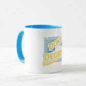 Gereed en gegradueerde stempelstijl mok (Voorkant links)