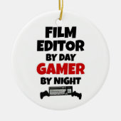 Geregisseerd door: Day Gamer by Night Keramisch Ornament (Voorkant)