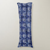 Geregistreerd zure RN Caduceus op Navy Blue Camo Lichaamskussen (Voorkant Verticaal)