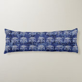 Geregistreerd zure RN Caduceus op Navy Blue Camo Lichaamskussen (Voorkant)