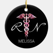 Geregistreerde zuster Medical Caduceus Roze Kerstm Keramisch Ornament (Achterkant)