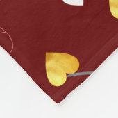 Gerepliceerde namen initialen en gouden harten don fleece deken (Hoek)