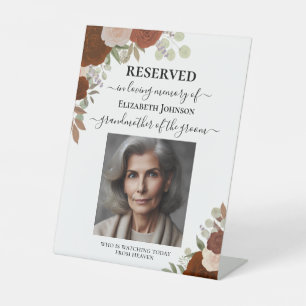 Gereserveerd in Liefdevolle Herinnering Herfstroze Reclamebord Met Voetstuk