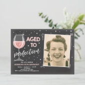 Gerijpt tot Perfectie Verjaardag Wijn Volwassen Ve Kaart (Staand voorkant)