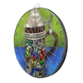 German Beer Stein w/scharnierend deksel blauw groe Dartbord (Voorkant Rechts)