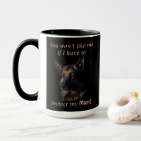 German Shepherd beschermt mijn moeder