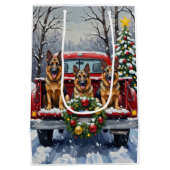 German Shepherd Christmas Red Truck Holiday Medium Cadeauzakje (Achterkant)