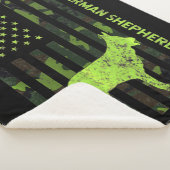 German Shepherd Distress US Flag Camouflage Sherpa Deken (3/4)