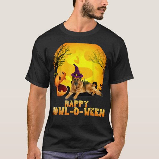 German Shepherd Dog Hatching from Pumpkin Hoowee T-shirt (Voorkant)