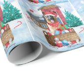 German Shepherd Dog In snow Christmas Dog House Cadeaupapier (Rol Hoek)