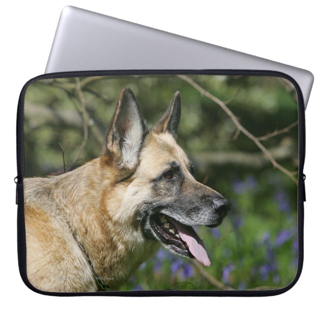 German Shepherd Headshot 3 Laptop Sleeve (Voorkant)