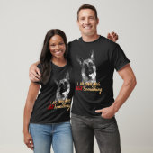 German Shepherd Ik ben iemand anders. T-shirt (Unisex)