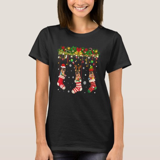 German Shepherd In Sock Xmas Reindeer Santa Elf Do T-shirt (Voorkant)