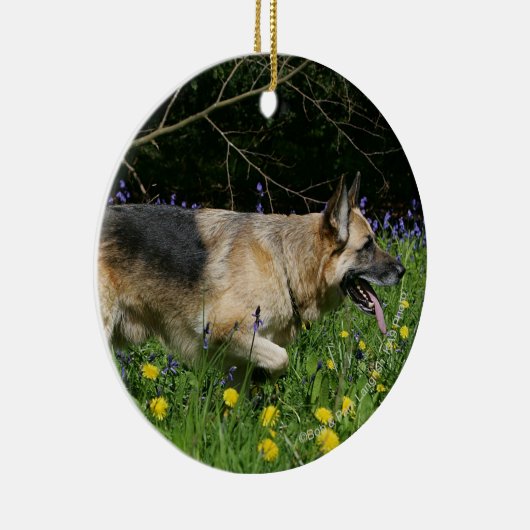 German Shepherd in Yellow Flowers Keramisch Ornament (Rechts)