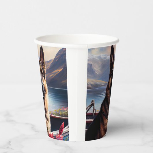 German Shepherd op een peddel: Een Schilderachtig  Papieren Bekers (Rechts)