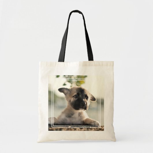 German Shepherd Puppy over Ledge Tote Bag (Voorkant)