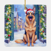 German Shepherd Snowy Town Gate Santa Christmas Keramisch Ornament (Achterkant)