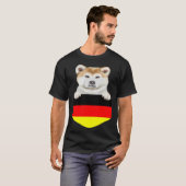 Germany Flag Akita Dog In Pocket T-shirt (Voorkant volledig)