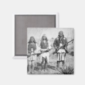 Geronimo en drie van zijn Apache-strijders, 1886 ( Magneet (Voorkant / Achterkant)