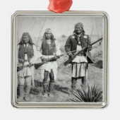 Geronimo en drie van zijn Apache-strijders, 1886 ( Metalen Ornament (Voorkant)
