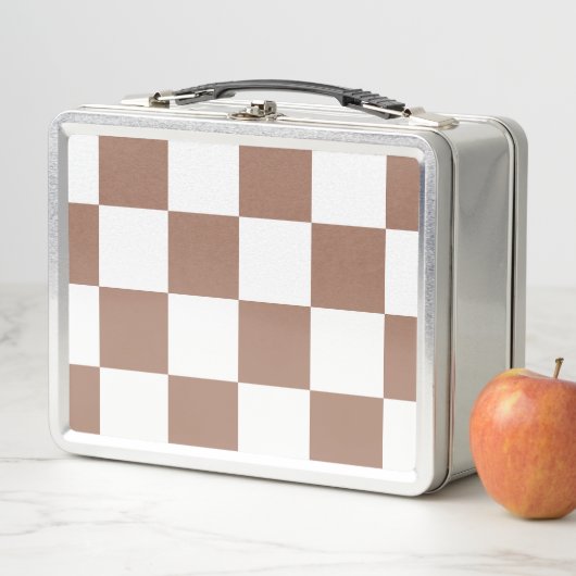 Geruit patroon in wit en Mocha Mousse (In situ)