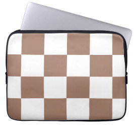 Geruit patroon in wit en Mocha Mousse Laptop Sleeve