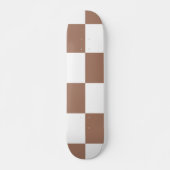 Geruit patroon in wit en Mocha Mousse Persoonlijk Skateboard (Voorkant)
