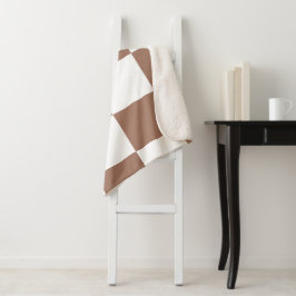 Geruit patroon in wit en Mocha Mousse Sherpa Deken