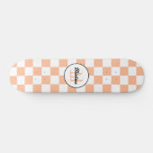 Geruit perzikkleurig wit geometrisch retro monogra persoonlijk skateboard (Horizontaal)