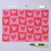 Geruit Warped Pink and Red Hearts Patroon Tissuepapier (Craft)