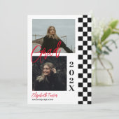 Geruite b&w met rood afstuderen Invitation Kaart (Staand voorkant)