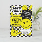 Geruite Glimlach Gezicht Verjaardagsfeest Uitnodig Kaart (Staand voorkant)