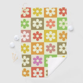 Geruite kleurrijke retro bloemen patroon golfhanddoek (Insitu)
