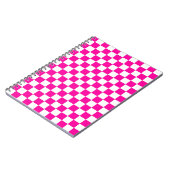 Geruite neon roze en wit notitieboek (Linkerzijde)