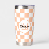 Geruite perzik en witte geometrische retro Monogra Geïsoleerde Drinkbeker (Links)