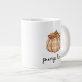 Geruite pompoen herfstbladeren kunst grote koffiekop (Voorkant rechts)