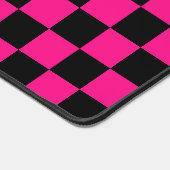 Geruite vierkanten heet roze zwart geometrische re bureaumat (Hoek)