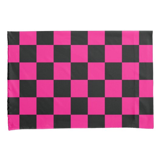 Geruite vierkanten heet roze zwart geometrische re kussensloop (Voorkant-Rechts)