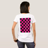 Geruite vierkanten heet roze zwart geometrische re t-shirt (Achterkant volledig)