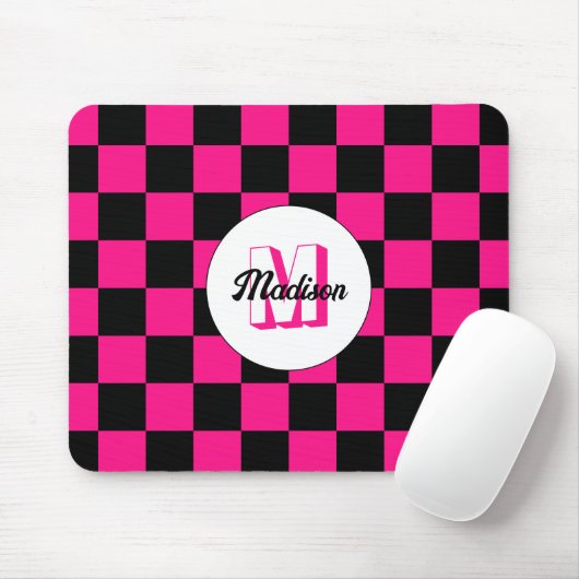 Geruite vierkanten heet roze zwart retro Monogram Muismat (Met muis)