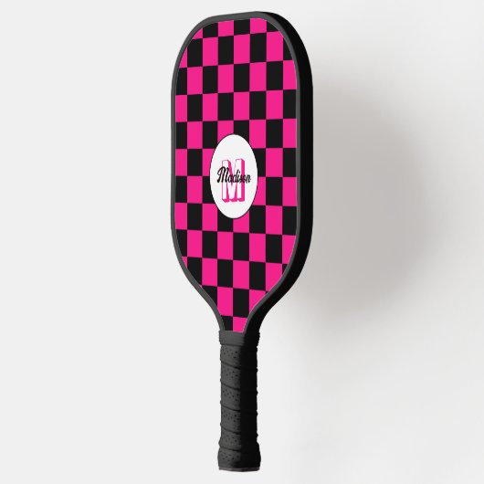 Geruite vierkanten heet roze zwart retro Monogram Pickleball Paddle (Links)