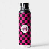 Geruite vierkanten heet roze zwart retro Monogram Waterfles (Links)