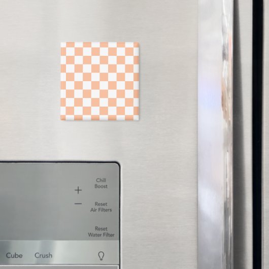 Geruite vierkanten perzik en witte geometrische re magneet (Insitu (Koelkast))