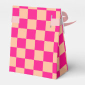 Geruite vierkanten perzik heet roze geometrische r bedankdoosjes (Achterkant)