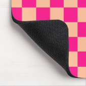 Geruite vierkanten perzik heet roze geometrische r muismat (Hoek)