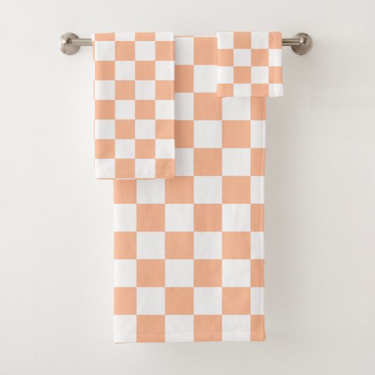 Geruite vierkanten perzik oranje witte geometrisch bad handdoek (Insitu)
